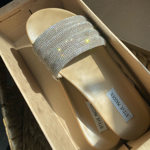 Steve Madden Shoes - Steve Madden sandals
